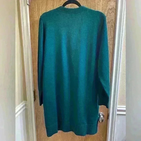 Vintage Ami Knits Dark Green Button Cardigan With Front Pockets - Picture 5 of 6